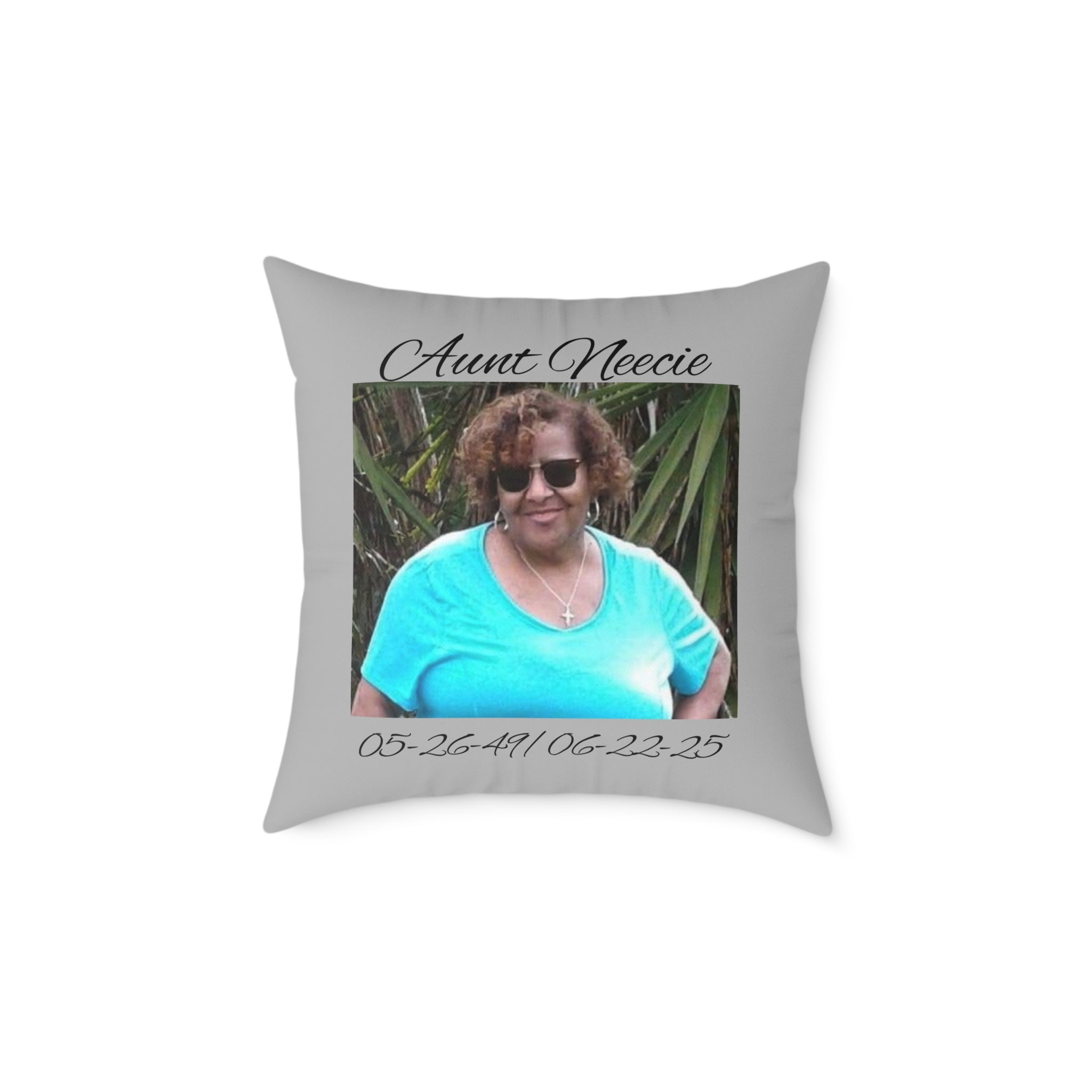 Custom Aunt Pillow
